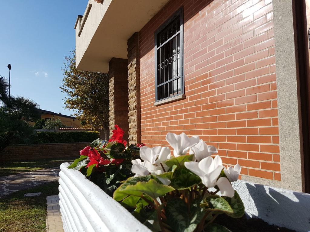 Myricae Rooms Affittacamere No Late Arrival Φιουμιτσίνο Εξωτερικό φωτογραφία