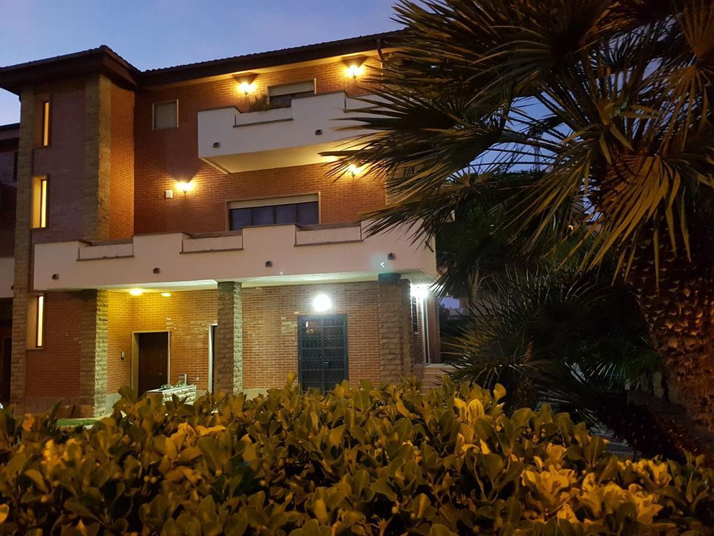 Myricae Rooms Affittacamere No Late Arrival Φιουμιτσίνο Εξωτερικό φωτογραφία