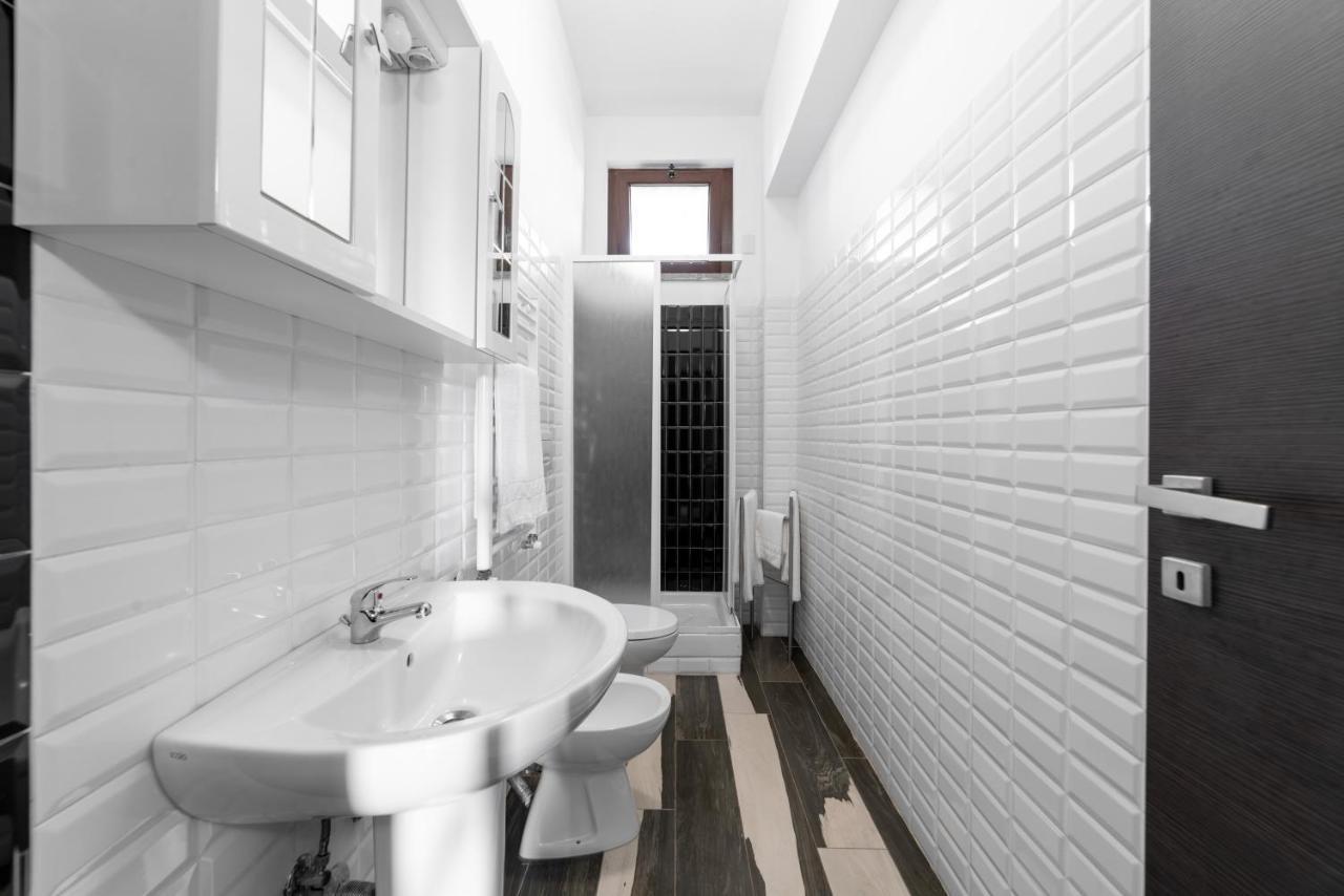 Myricae Rooms Affittacamere No Late Arrival Φιουμιτσίνο Εξωτερικό φωτογραφία