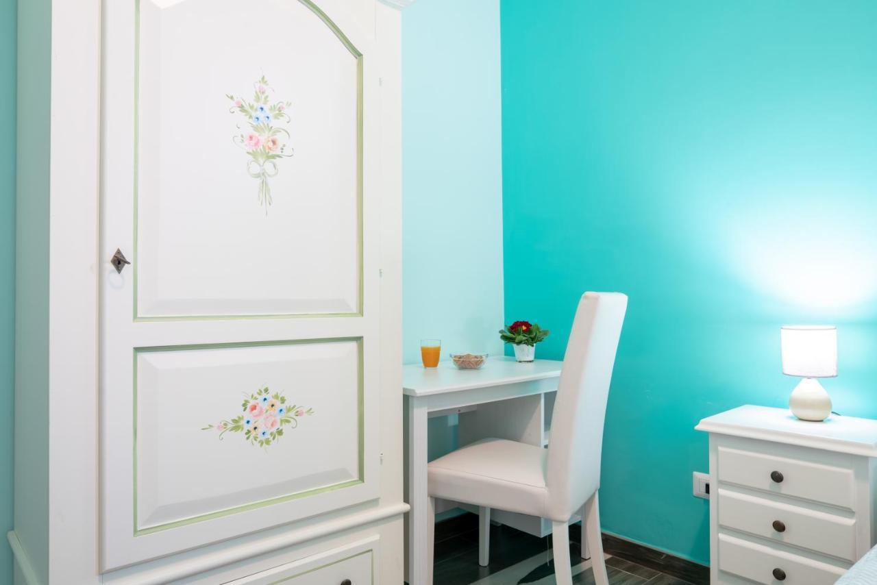 Myricae Rooms Affittacamere No Late Arrival Φιουμιτσίνο Εξωτερικό φωτογραφία