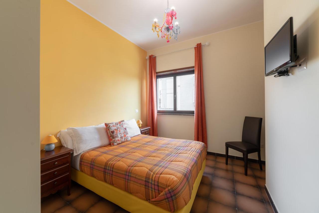 Myricae Rooms Affittacamere No Late Arrival Φιουμιτσίνο Εξωτερικό φωτογραφία